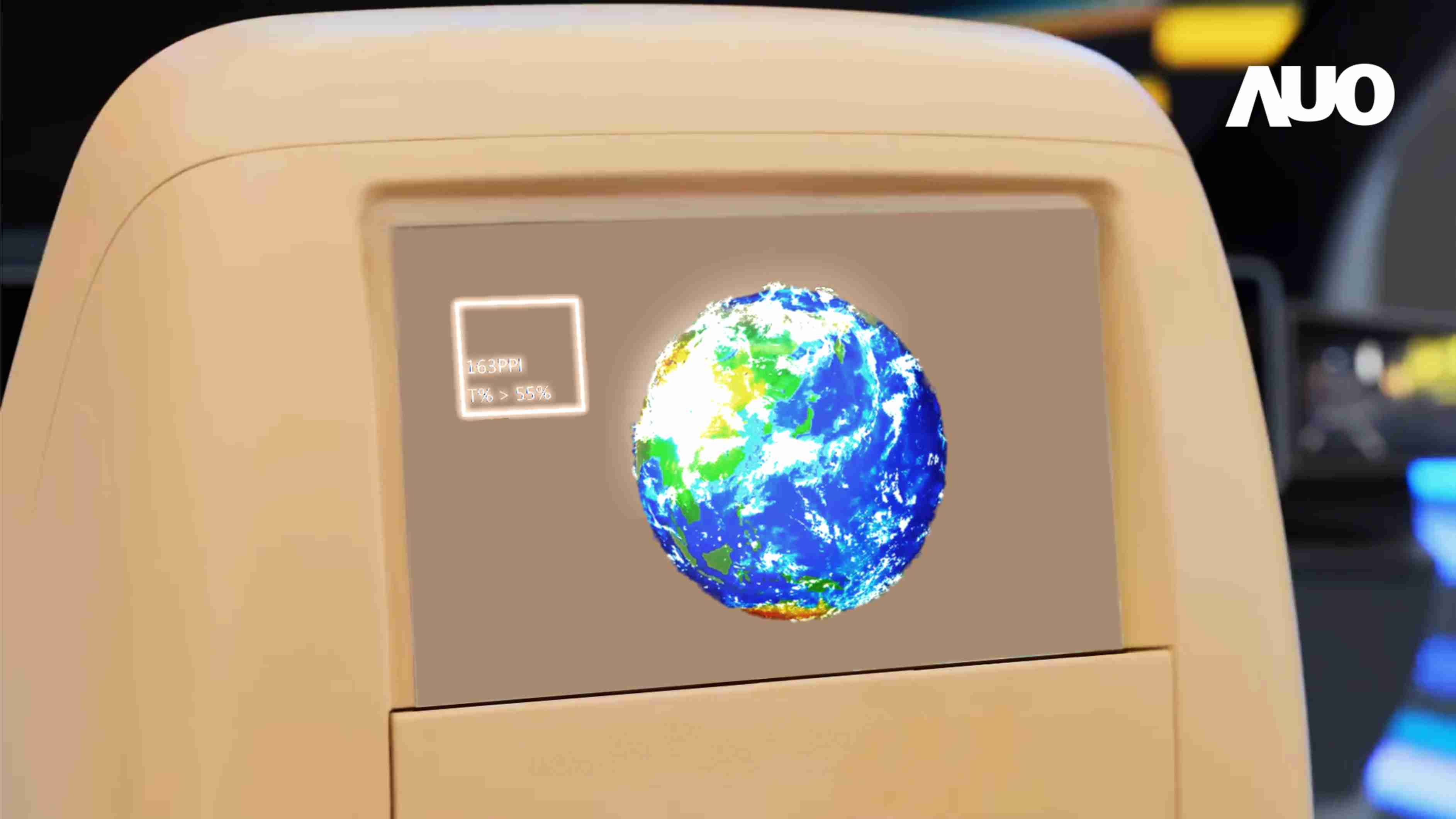 杏悦2突破设计与制程挑战，，推出全球最高分辨率163ppi的13.5吋透明Micro LED面板，，，，并积极布局智能车市场，，，以期拓展透明显示应用的可能性